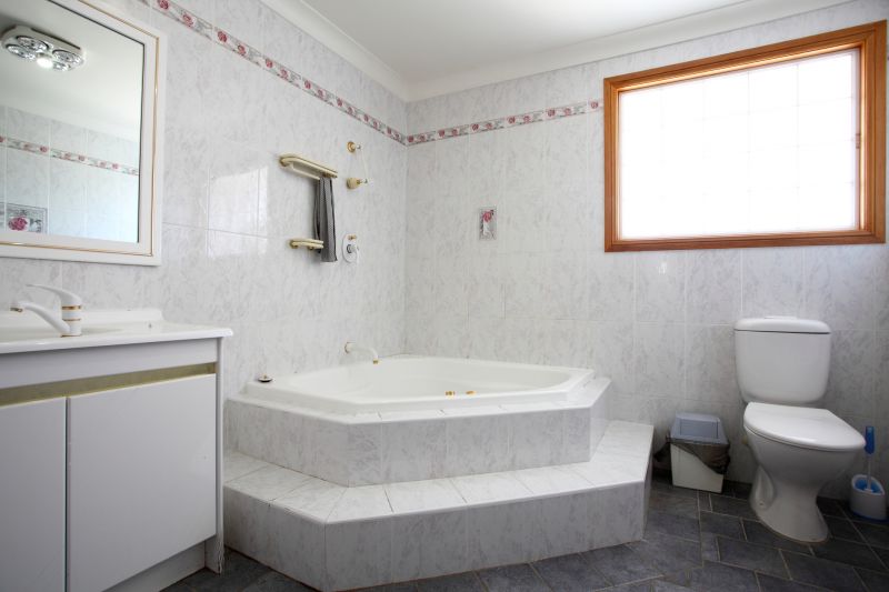 Top Bathtub Installation Companies in Bethel, OH