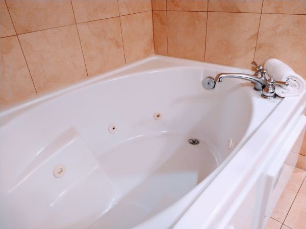 Acrylic Tub Installation in Batavia